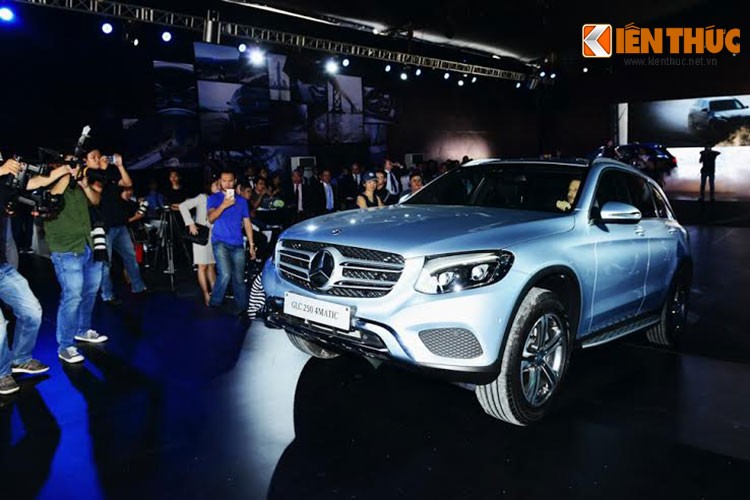 Mercedes GLC 250 gia hon 1,7 ty tai VN co gi 